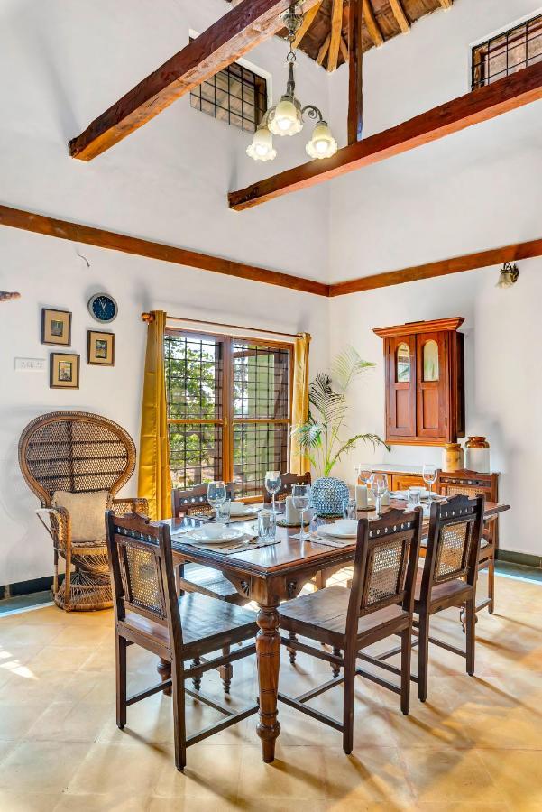 Saffronstays Laburnum House, Wada - Palghar ภายนอก รูปภาพ